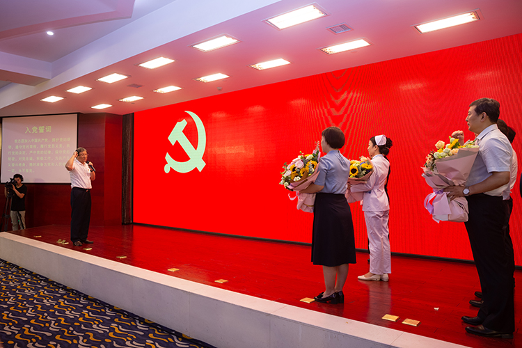 E:00731河南水头集团先进事迹报告会\u672a命名导出A08Y5659=.jpg