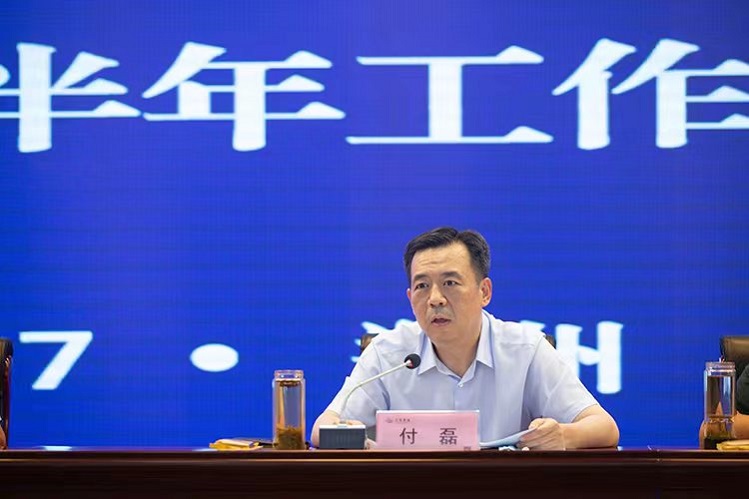 总经理已修图.jpg