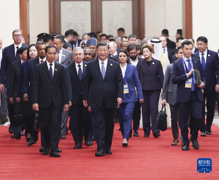 习近平4.jpg