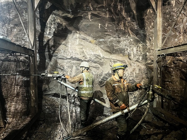 1767752160774068757.jpg b3d1db406eab24f7acf200fe0077c119.jpg