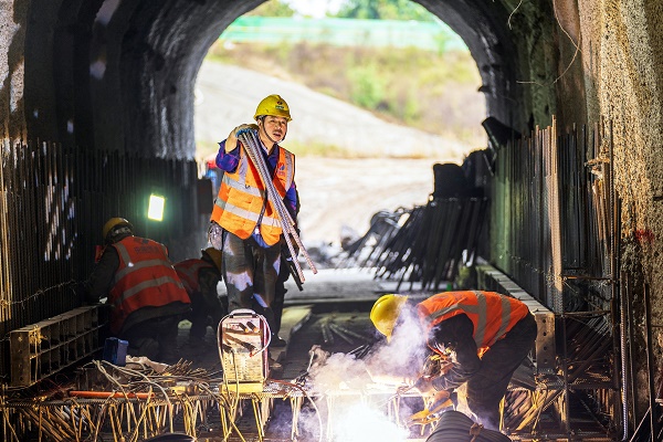 1767752238521051948.jpg f811c91dd09a1164aec1f05035e6d283.jpg